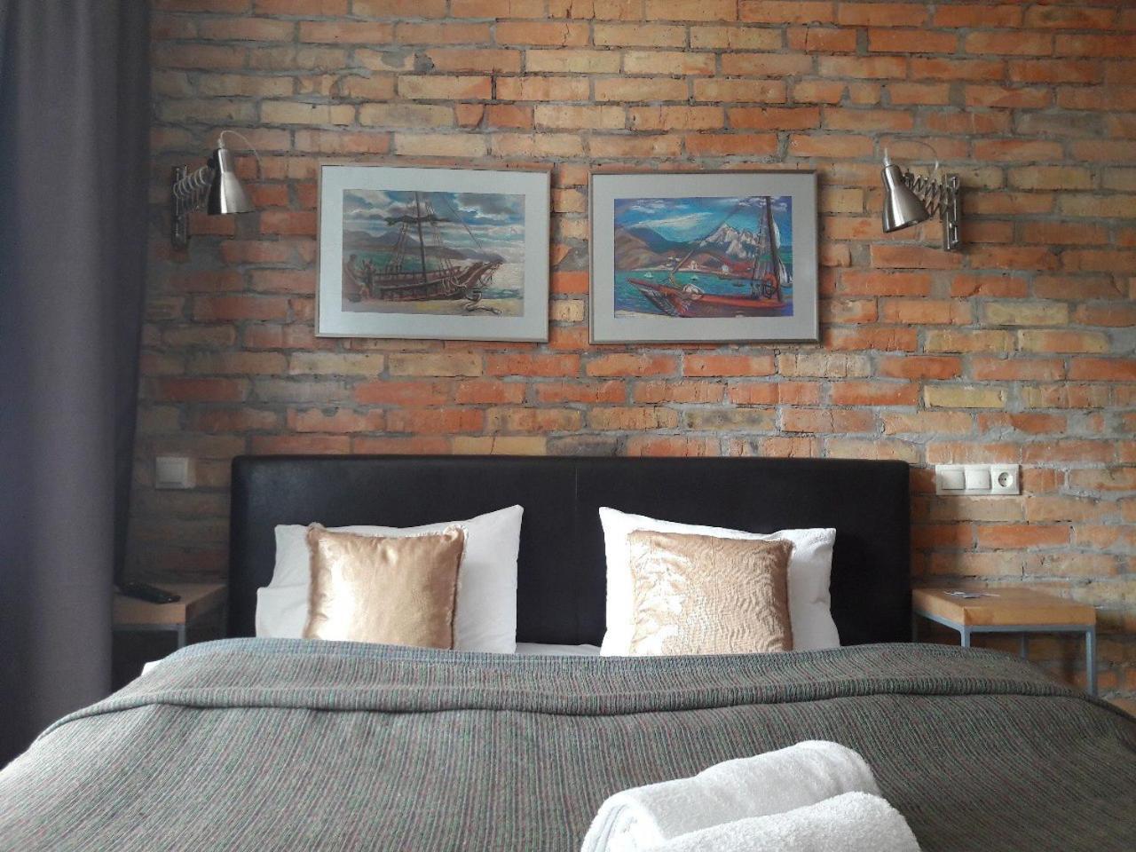 Mini Hotel On Demiivska キエフ エクステリア 写真