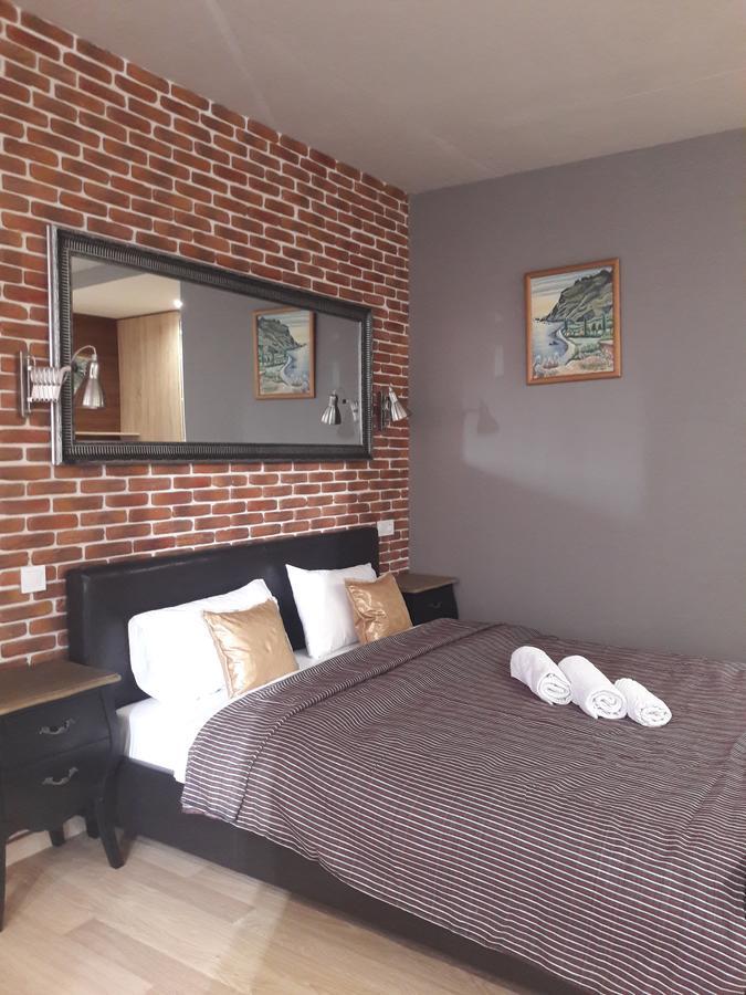 Mini Hotel On Demiivska キエフ エクステリア 写真
