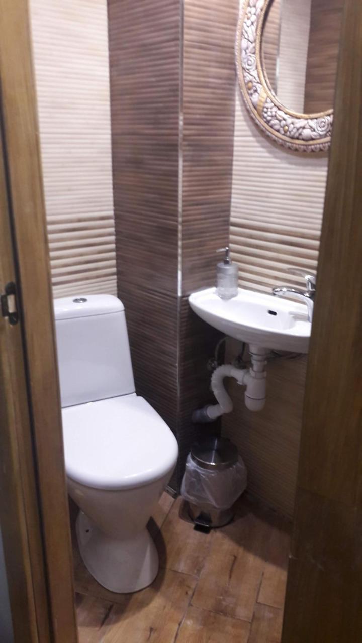 Mini Hotel On Demiivska キエフ エクステリア 写真
